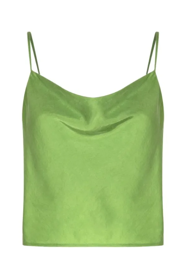 Tops><noscript><img width=