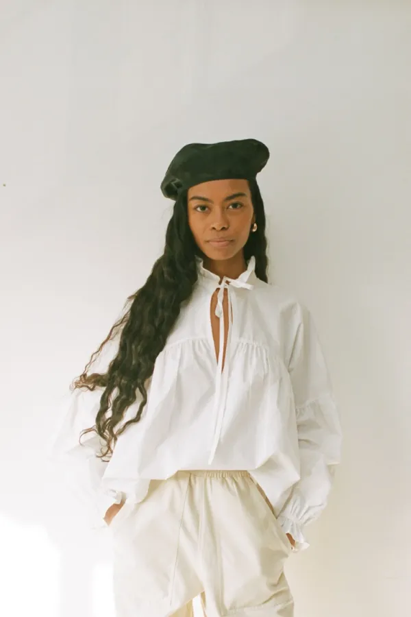 Accessories>A Bronze Age Bon Bon Hat Black Organza