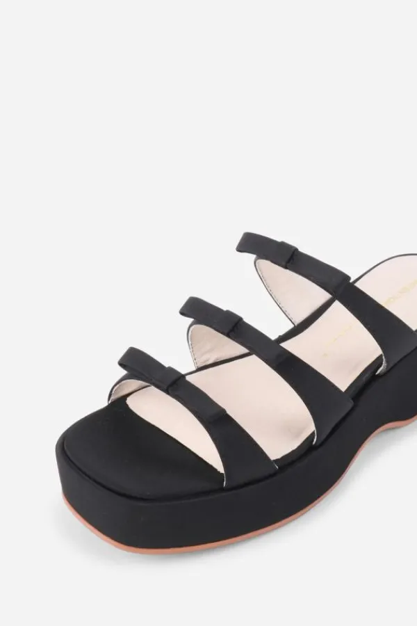 Shoes><noscript><img width=