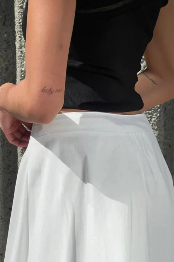 Bottoms><noscript><img width=