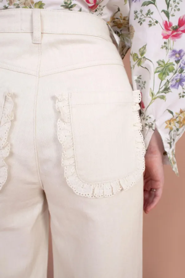 Bottoms><noscript><img width=