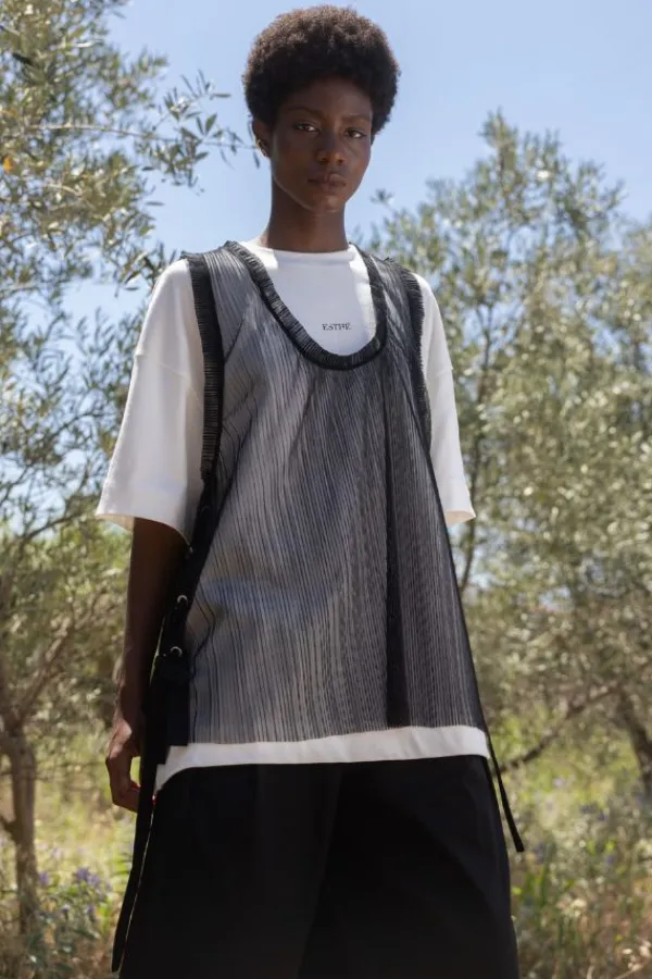 Tops>ESTHÉ Oversized Pleated Vest With Bows | Black