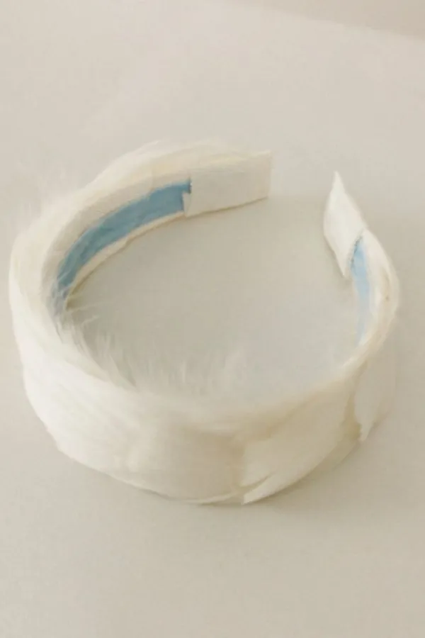 Bridal Accessories><noscript><img width=