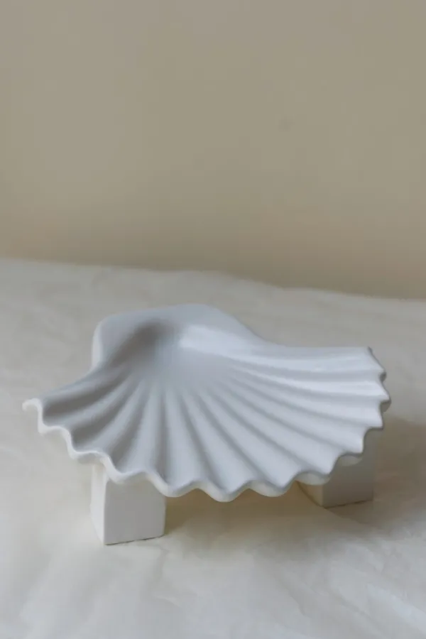 Home>Los Objetos Decorativos White Seashell Plate